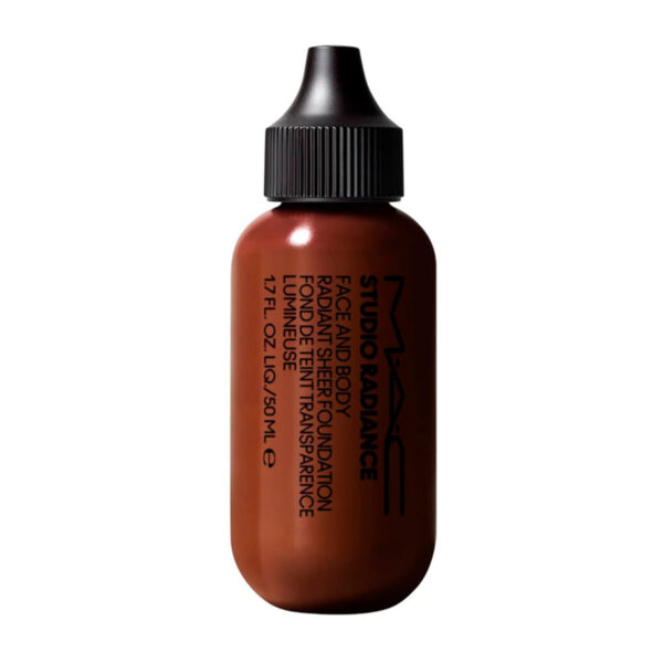 MAC Studio Radiance folyékony alapozó W6, 50 ml